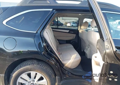 2019 Subaru Outback 2.5I Premium z USA, uszkodzony, nr VIN 4S4BSAHC8K3362579